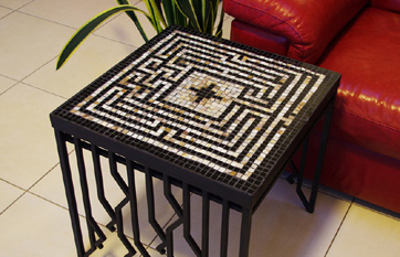 Kafijas galdiņš «Labirints Minotaurs»